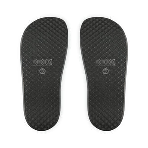Beige Plaid Plus Sign Men's Slide Sandals, Summer Slide Sandals for Men